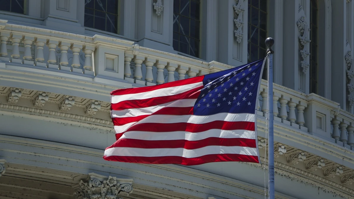 US expands sanctions against Iran