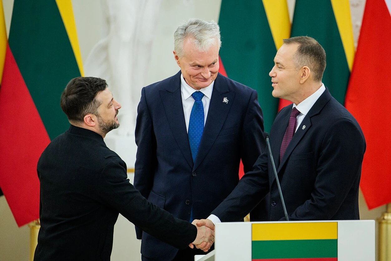 Президент Литвы предложил помощь в урегулировании дипломатического конфликта между Украиной и Польшей