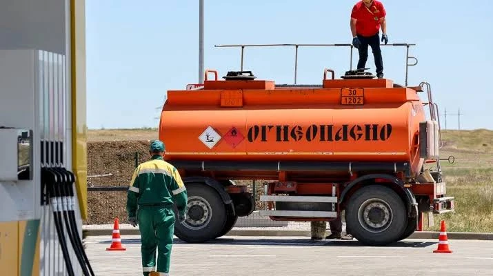 Նավթավերամշակման գործարաններին հասցվող հարվածները ճնշում են գործադրում Ռուսաստանի վառելիքի շուկայի վրա. CNBC