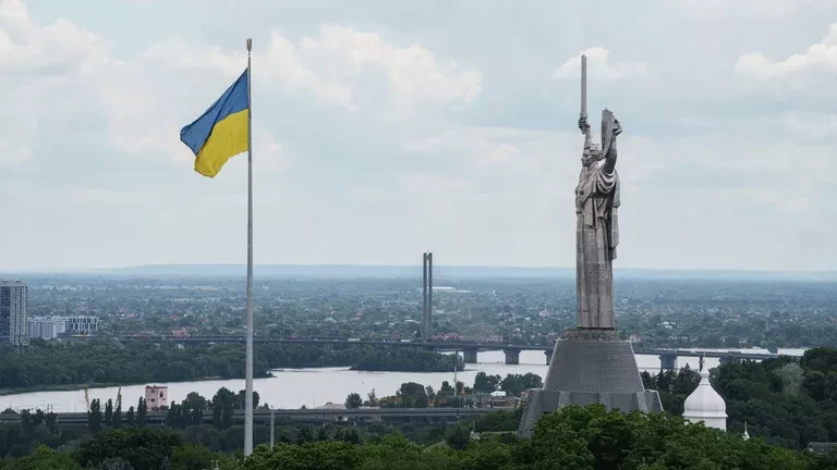 Reuters: Украина запрашивает 6,6 млрд евро из мирного фонда ЕС на военную помощь