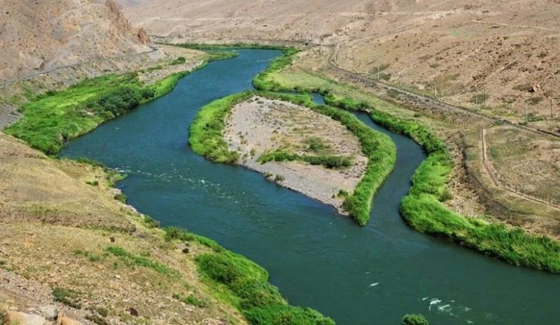 В Армении установлен единый порядок добычи речного песка