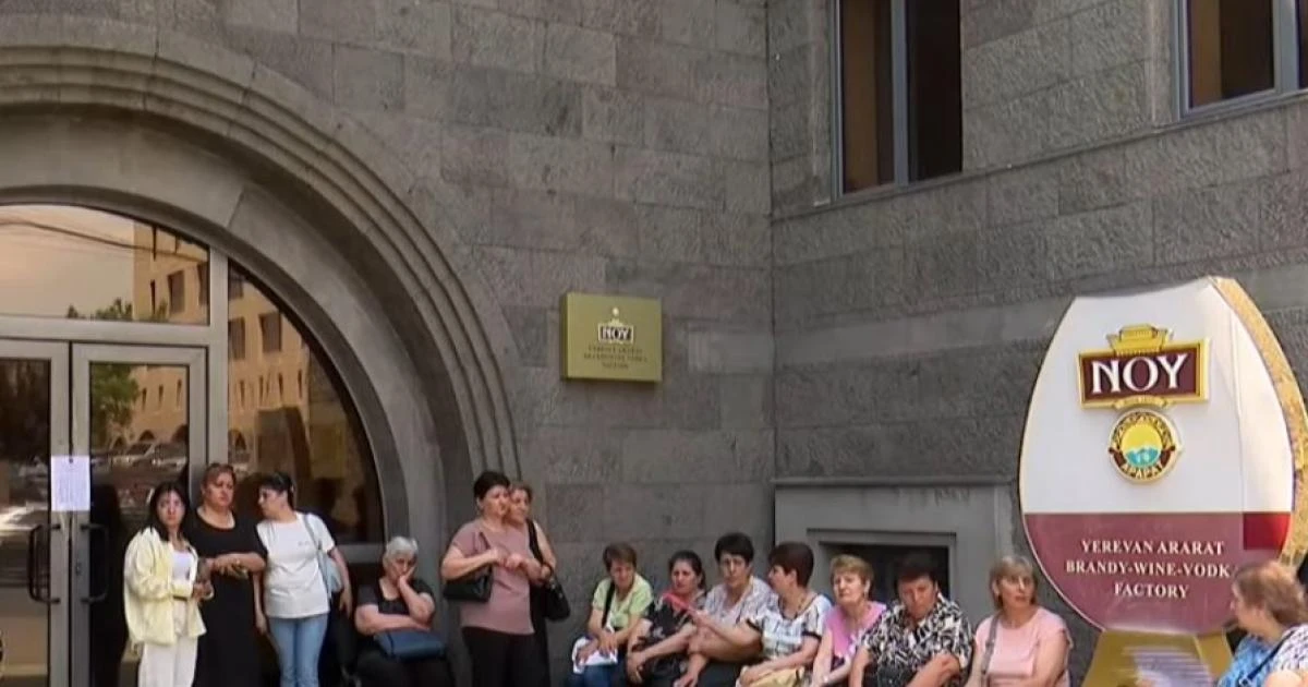 Адвокат: Пломбы с комбината «Ной» сняты, однако он все еще не работает