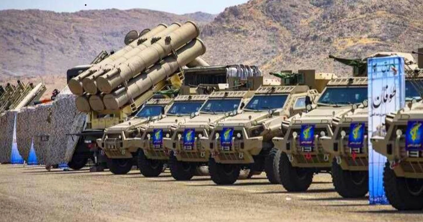 Pars Today: Iran moves military equipment toward the Kuwaiti border