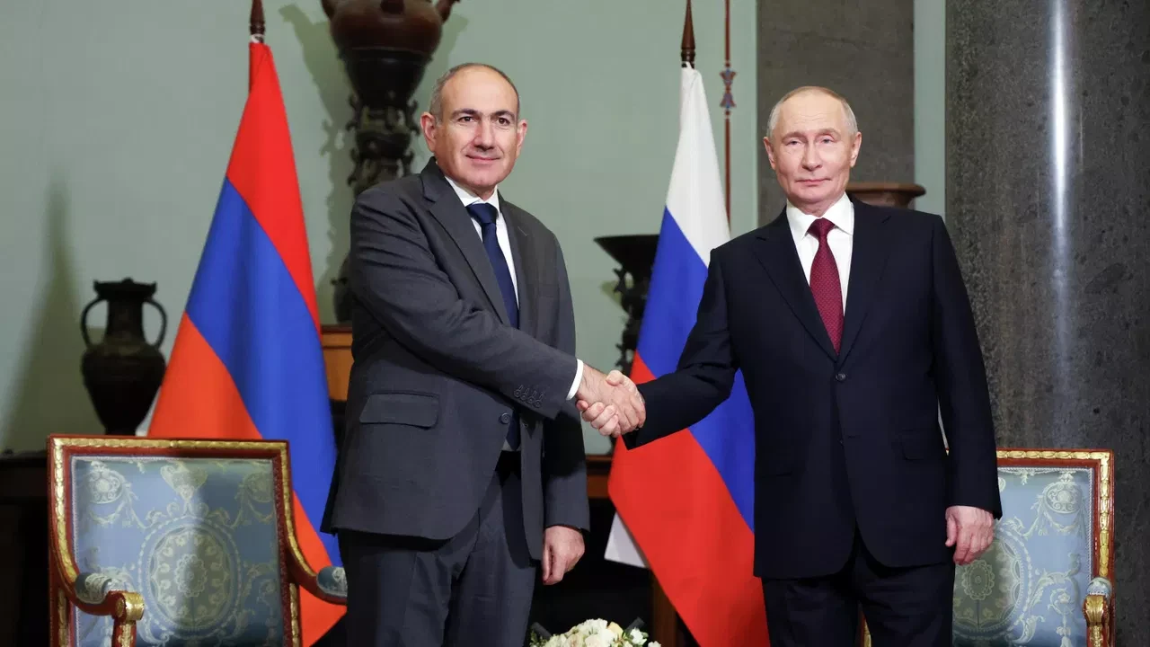 Kremlin Presents Its Version of the Putin-Pashinyan Call