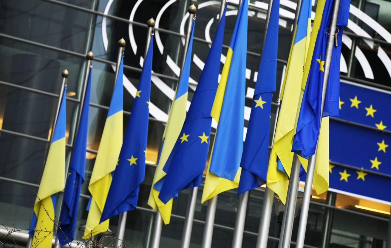 ЕС пообещал Украине еще €8,3 млрд