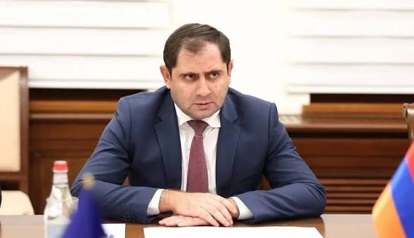 Խորհրդակցություն եմ անցկացրել բանակի նոր համազգեստի ներդրման ընթացքի վերաբերյալ. Պապիկյան (վիդեո)