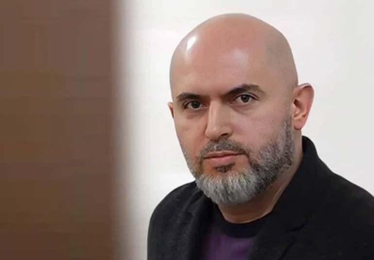Արմեն Աշոտյանի նկատմամբ կիրառված տնային կալանքի ժամկետը երկարացվեց 1 ամսով