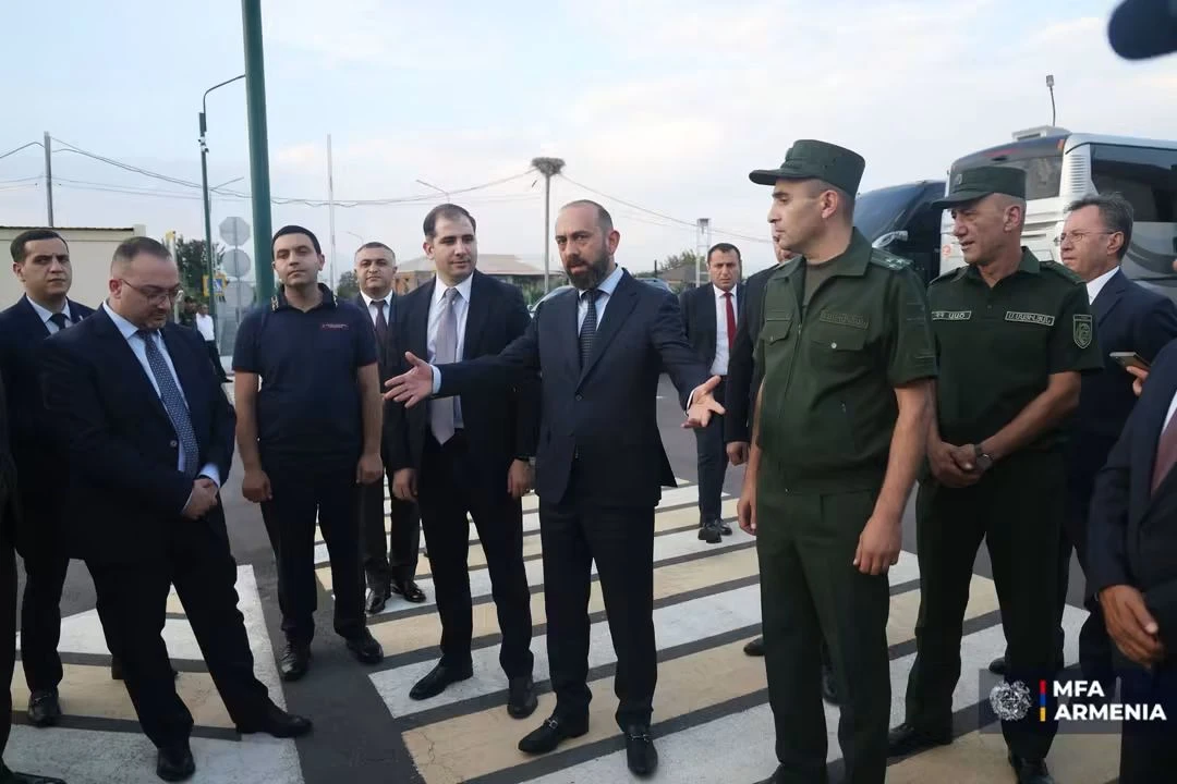 ԱԳՆ ղեկավար կազմը դեսպանների հետ այցելել է Հայաստան-Թուրքիա սահմանի «Մարգարա» անցակետ