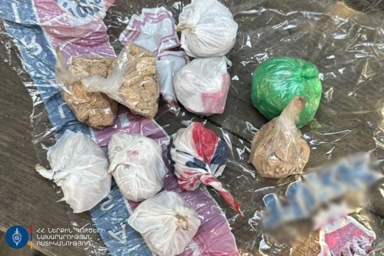 Օտարերկրացիները ձերբակալվել են հերոին իրացնելու պահին