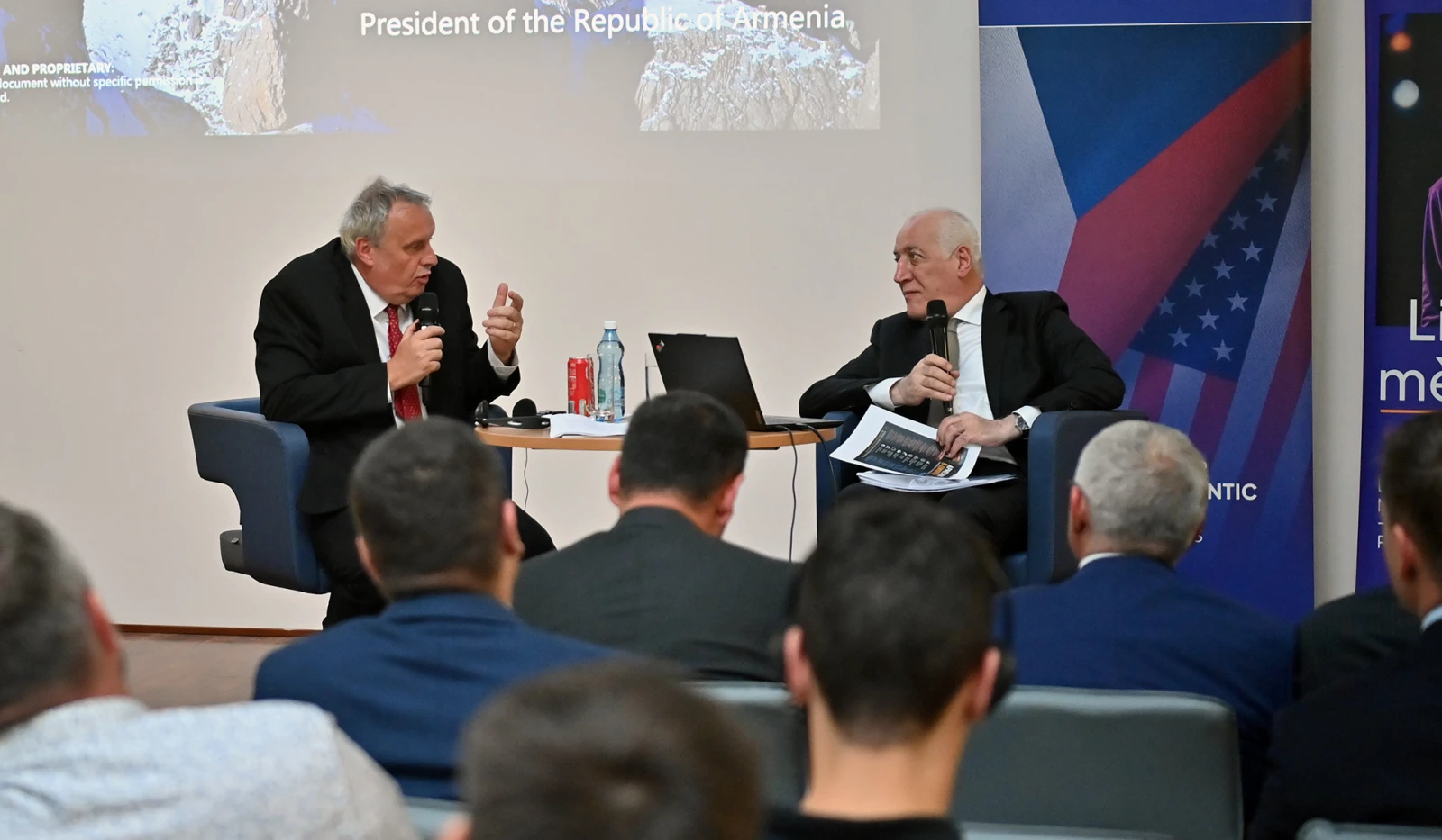 ՀՀ նախագահը բանախոսությամբ է հանդես եկել Պրահայի ՑԵՎՌՈ համալսարանում