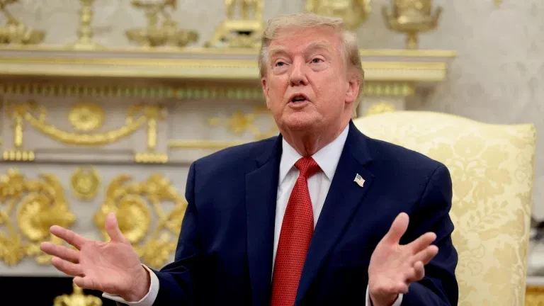 Трамп вновь допустил переименование океанов и штата Нью-Мексико