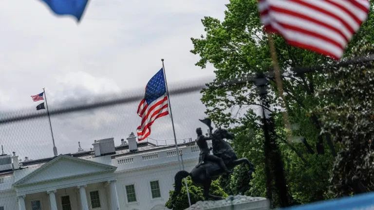 CNN: США хотят говорить с Ираном о ядерной программе вместо Ормуза