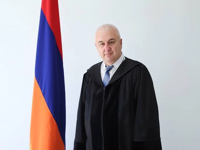 «Ժողովուրդ». Հովիկ Աբրահամյանի որդու ճակատագիրը որոշող դատավորը ի՞նչ ունեցվածք ունի