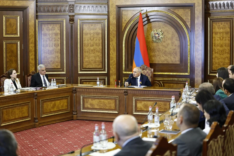 Վարչապետի գլխավորությամբ քննարկվել է 2027 թ. պետբյուջեի նախագիծը