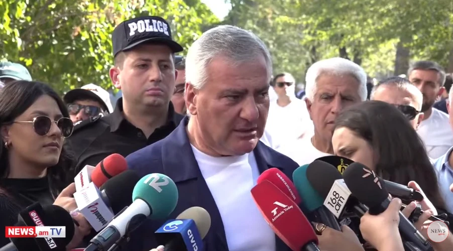 Armenia's security system will not be functional without the Russian military base, opposition Strong Armenia party chairman Samvel Karapetyan says