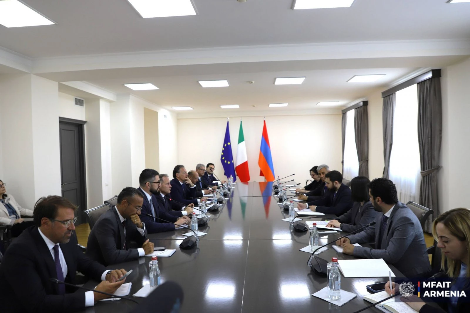 Իտալիան տարածաշրջանային գրասենյակ կբացի Երևանում և 2 մլն եվրո կհատկացնի տեղահանվածներին (վիդեո)