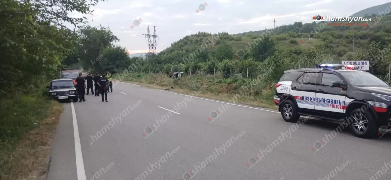 Տավուշում ոստիկանը «ՎԱԶ 217230»-ով բախվել է ձիուն և կողաշրջված հայտնվել այգում. վարորդը տեղում մահացել է
