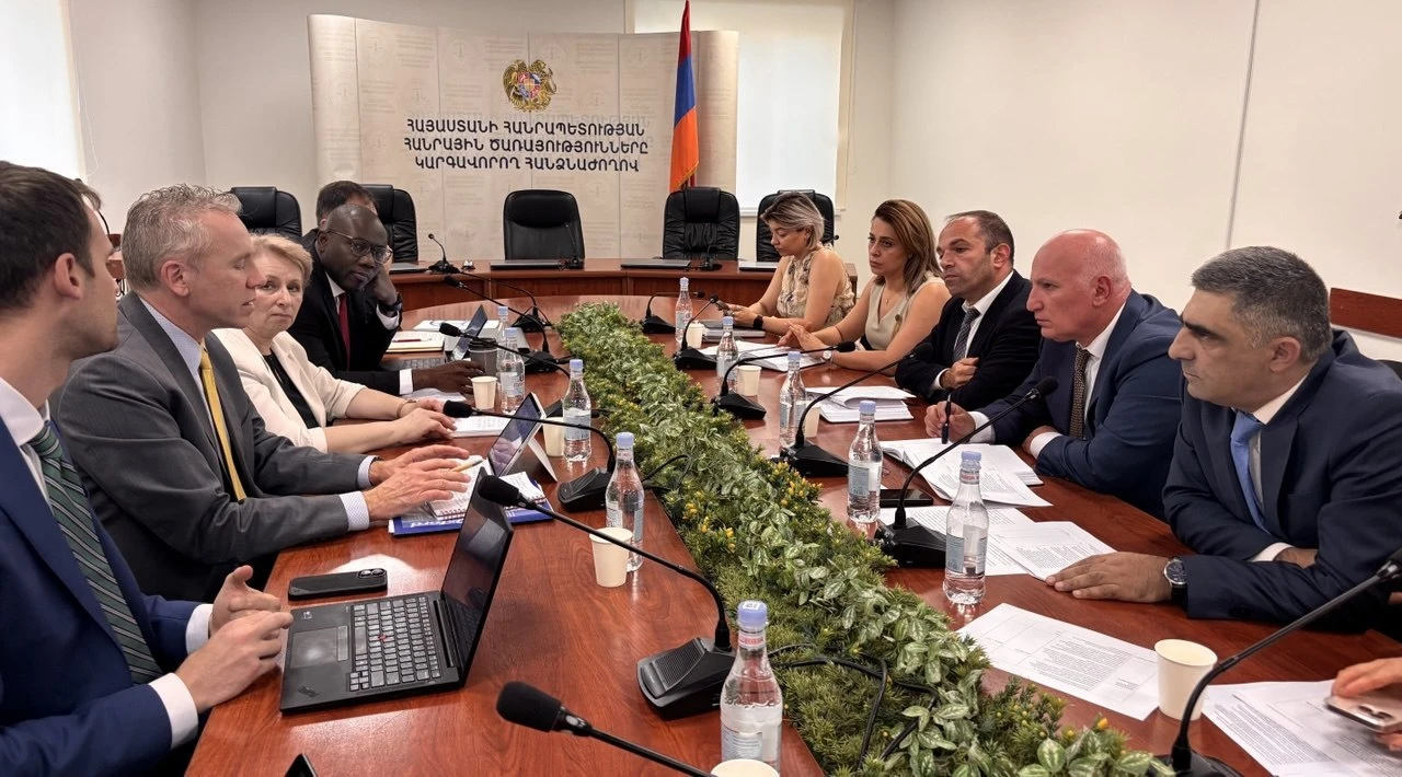 ՀԾԿՀ նախագահը ԱՄՀ ներկայացուցիչների հետ քննարկել է էլեկտրաէներգիայի սակագնային քաղաքականությունը