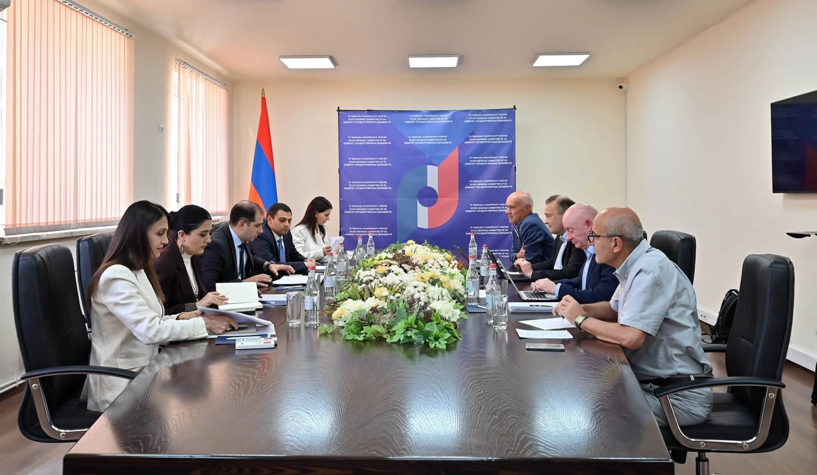Հարկային վարչարարությունն առավել արդյունավետ ենք դարձնելու. ՊԵԿ նախագահը՝ է ԱՄՀ ներկայացուցիչներին