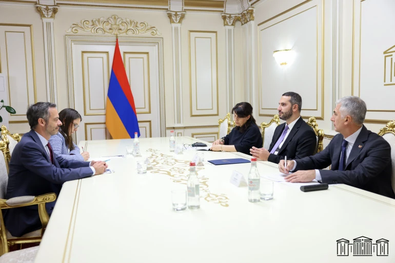 Ռուբինյանն ու ՀՀ–ում Ֆրաիսիայի նոր դեսպանը մտքեր են փոխանակել տարածաշրջանային հարցերի շուրջ