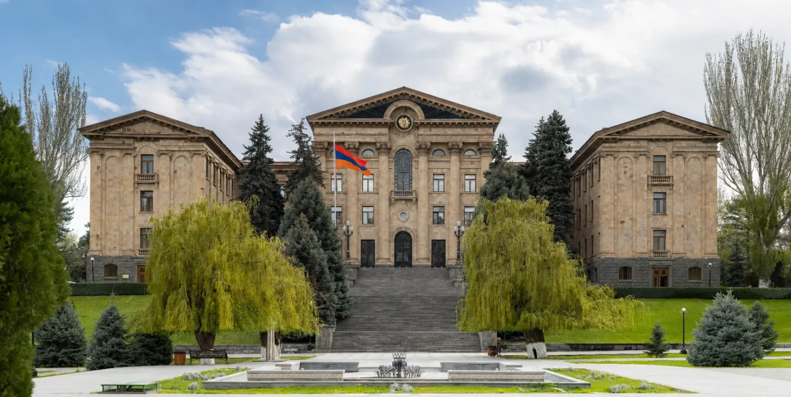 Վահագն Ալեքսանյանը, Սիսակ Գաբրիելյանւ և Ծովինար Վարդանյանը գործուղվում են Թբիլիսի. Կմասնակցեն համաժողովի