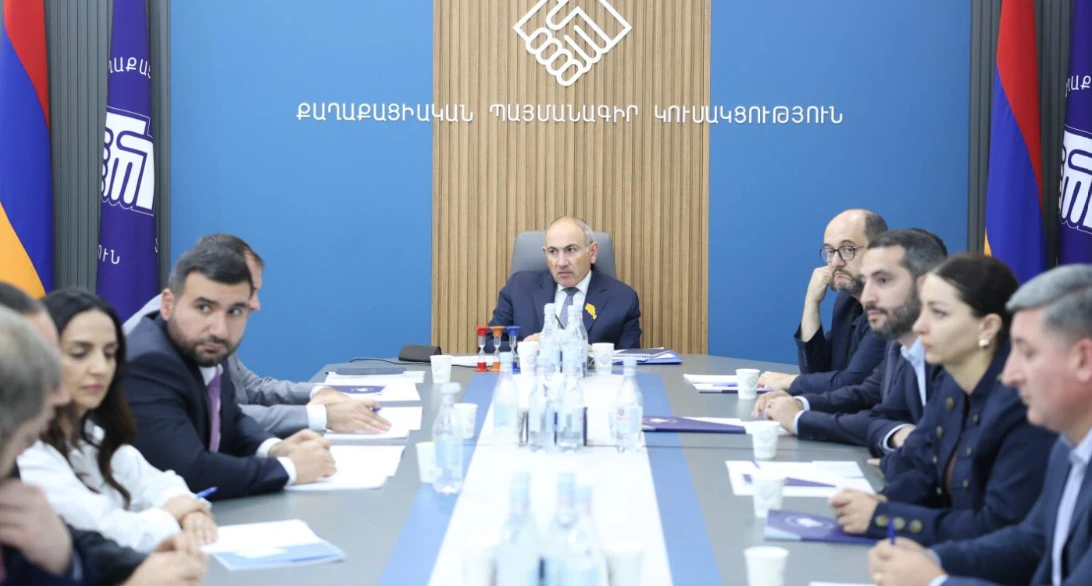 «Ժողովուրդ». Աբովյանի ընտրություններում ՔՊ թեկնածուն Հովհաննես Աբրահամյանն է. իսկ ինչ է կատարվում Էդուարդ Բաբայանի շուրջ