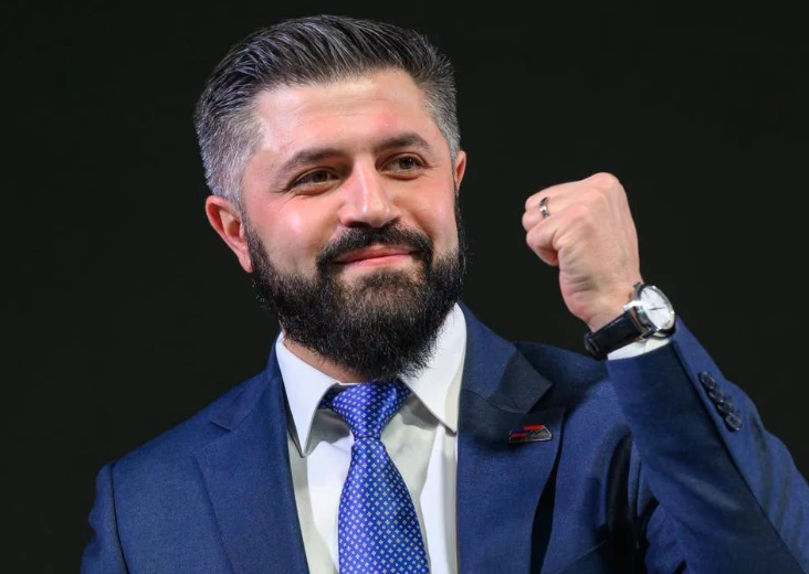 Իշխանությունների պատվերով իրականացվող քրեական հետապնդումները նպատակ ունեն լռեցնելու ընդդիմադիր գործիչներին․ «Ուժեղ Հայաստան»