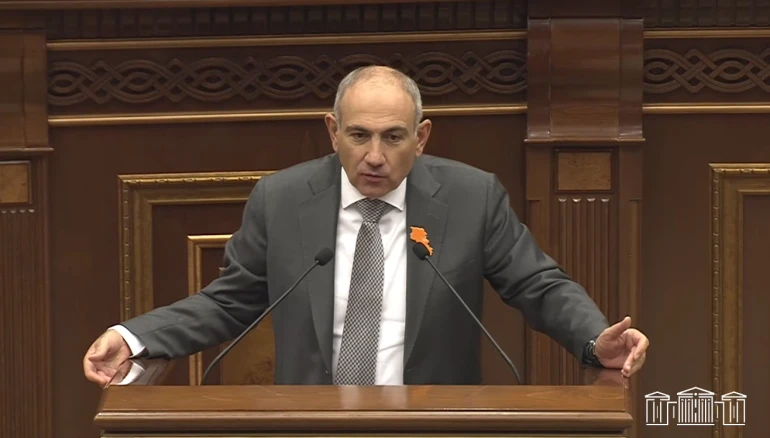 Համ ասում եք՝ ես Ադրբեջանի մարդն եմ, համ ասում եք՝ մտավախություն չունե՞ք, որ Ադրբեջանը ձեր դեմ շինծու գործ կհարուցի. Փաշինյան