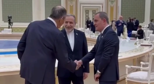Բայրամովը, Լավրովը և Արաղչին «ոտքի վրա» զրուցել են ԱՊՀ գագաթնաժողովից առաջ