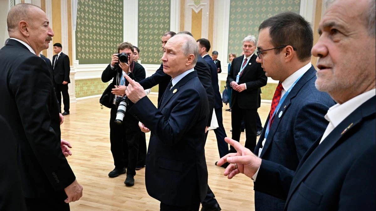 Путин, Алиев и Пезешкиан встретились после Каспийского саммита