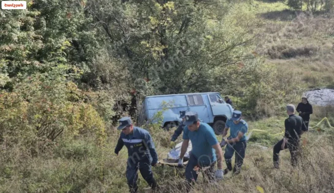 Ստեփանավան-Պուշկինո ավտոճանապարհին «ՈւԱԶ»-ը գլորվելով հայտնվել է ձորում․ կա 1 զոհ, 3 վիրավոր