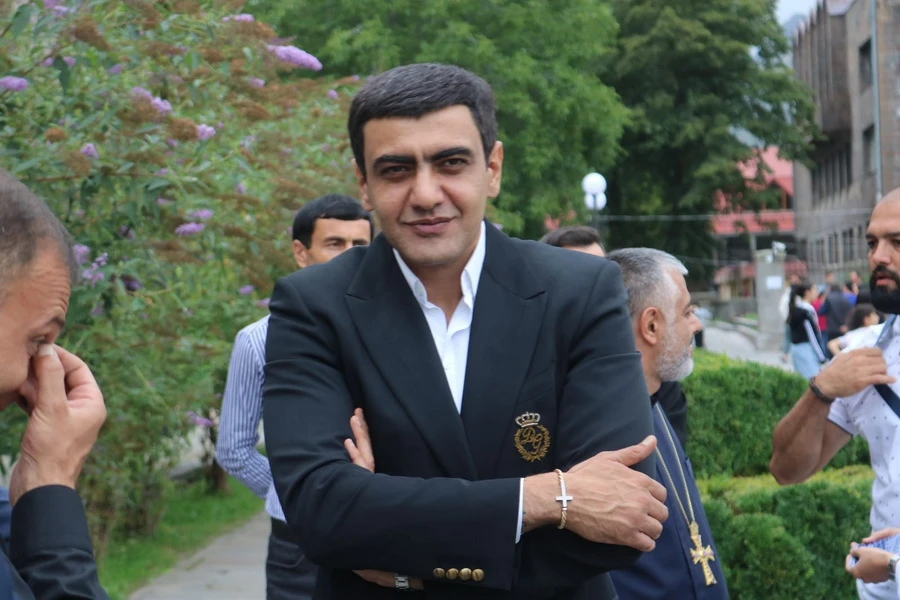 «Հրապարակ»․ «Միայնակ էլ կհաղթեմ». Առուշ Առուշանյանը ՔՊ-ականների կարիքը չունի
