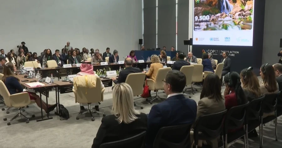 Փաշինյանը մասնակցել է «Բնության պահպանությունը՝ հանուն խաղաղության» թեմայով կլոր սեղան-քննարկմանը (վիդեո)