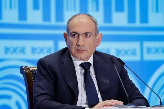 «Հրապարակ»․ Ճնշում են բոլոր կողմերից. Փաշինյանը հանրաքվեի է նախապատրաստվում