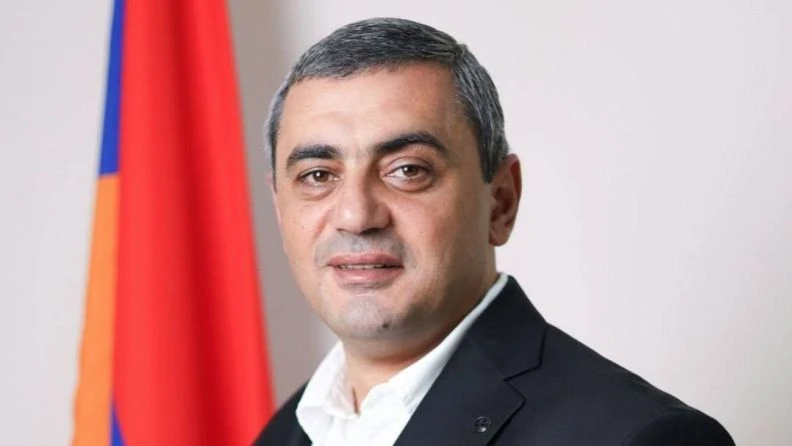 Առնվազն անտրամաբանական է նույն ուժի ներկայացուցիչների կողմից իրար ընտրակաշառք տալը. Արսեն Գևորգյանի փաստաբանական թիմ