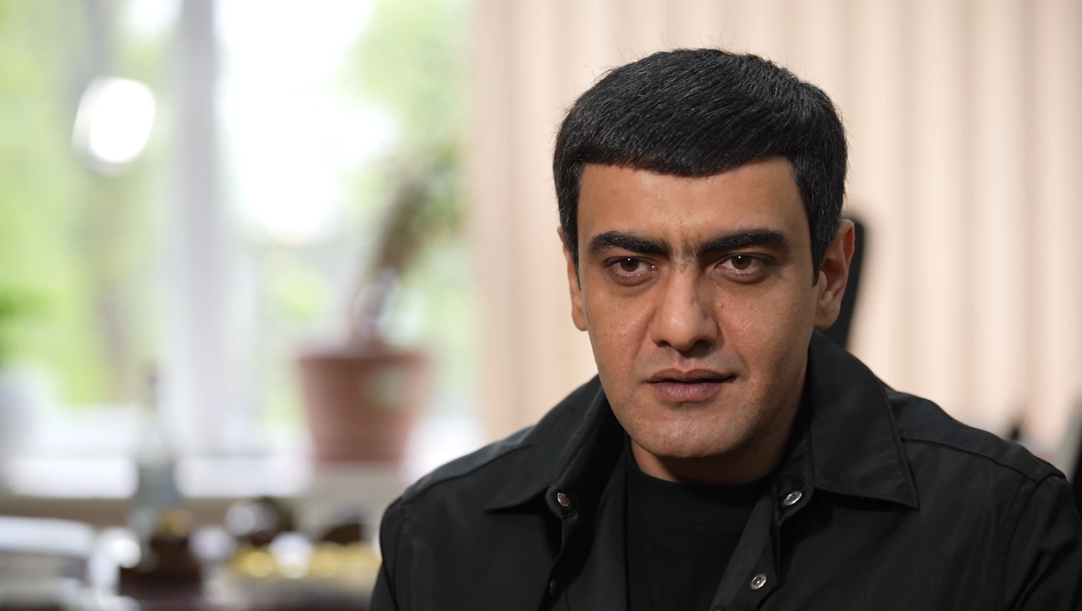 «Ժողովուրդ». 210 մլն դրամ, 300 հազար դոլար, 100 հազար եվրո․ ի՞նչ ունեցվածքով վերընտրվեց Առուշ Առուշանյանը