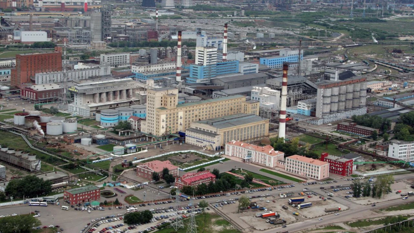 Украина ударила по одному из крупнейших химических комплексов России