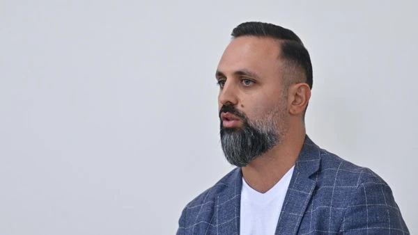 Այսուհետ կինն ու դուստրը կկարողանան տեսակցել Գագիկ Խաչատրյանին. պաշտպան