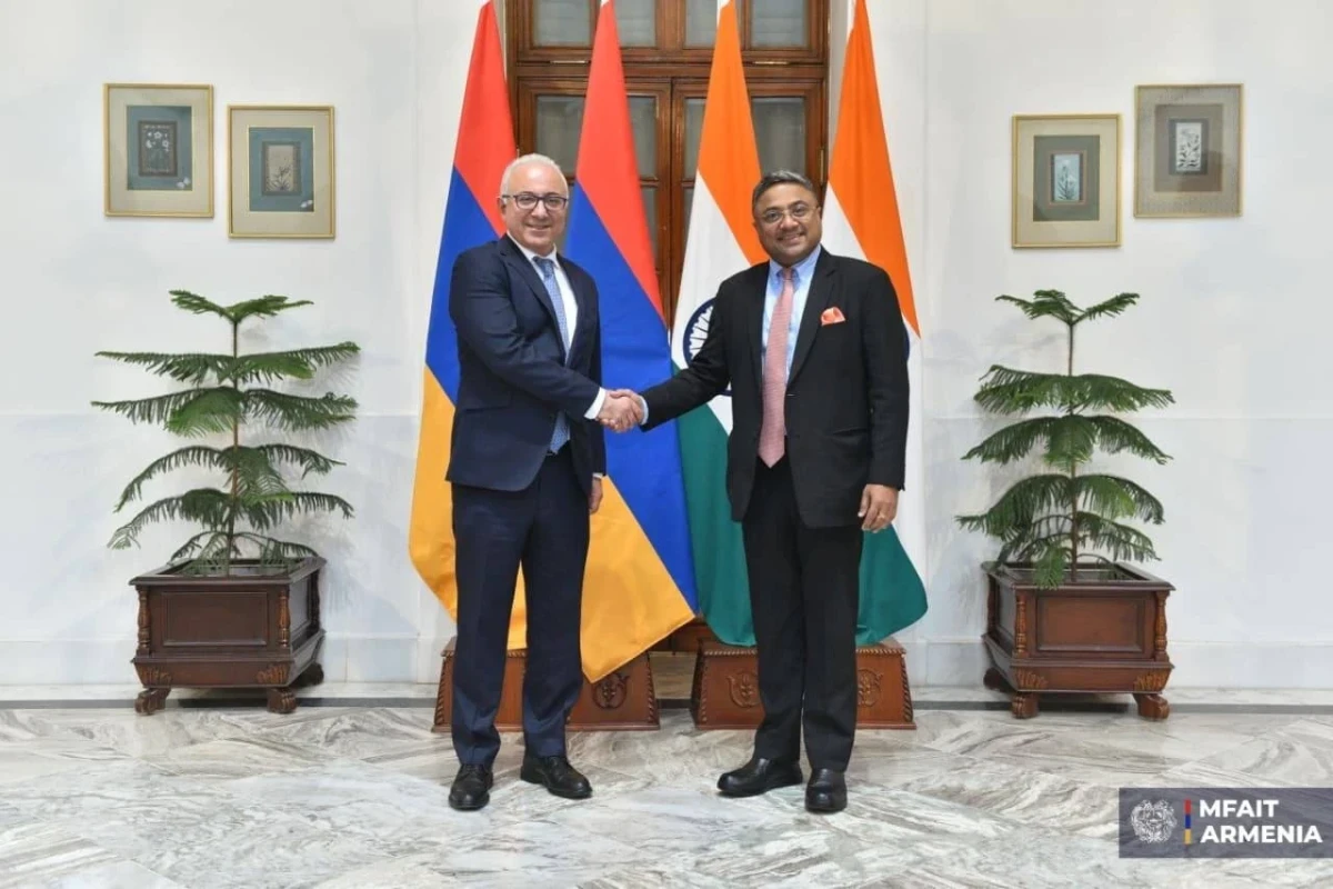 Մնացական Սաֆարյանը և Սիբի Ջորջը քննարկել են ՀՀ–ի և Հնդկաստանի միջև հարաբերությունների զարգացման հեռանկարները