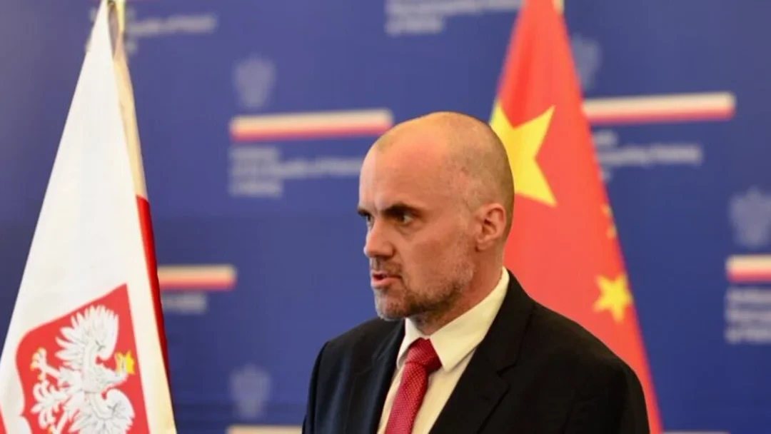 Չինաստանում Լեհաստանի դեսպանը հրաժարական է տվել քաղաքական ճգնաժամի ֆոնին